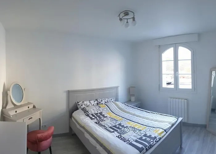 Apartamento Superb Apartment, Private With Parking Amiens